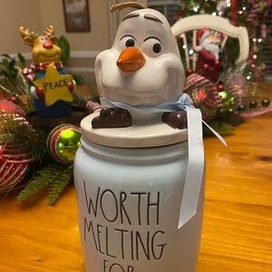 Rae Dunn Olaf Worth Melting For Canister